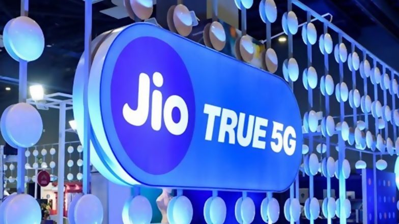 Good News for OnePlus Users! Reliance Jio Partners With Smartphone Manufacturing Firm To Bring ‘True 5G’ Technology Ecosystem to India; Check Benefits