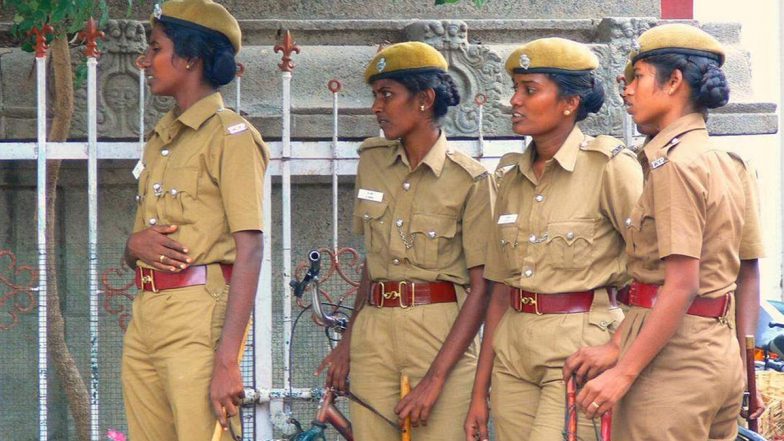 Uttar Pradesh: Four Women Constables Suspended After Dancing Video on Viral Bhojpuri Song Surfaces Online in Ayodhya