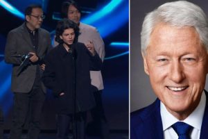 Random Man Crashes Elden Ring's Game of the Year 2022 Win and Makes Reference to Former US President Bill Clinton (Watch Viral Video)