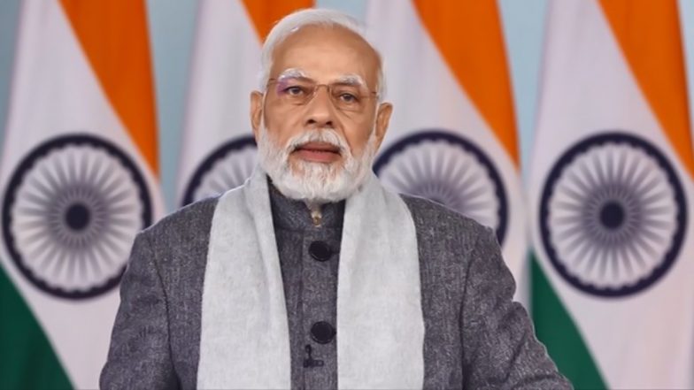 Did PM Narendra Modi Shave His Head, Beard and Mustache After Performing Last Rites of His Mother Heeraben Modi? Here’s a Fact Check of Viral 'Mundan' Photo