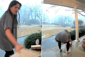 Woman Spooked Out By Booming Lightning Strike That Falls Too Close to Her; Viral Video is Scary Yet Funny!