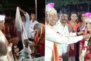 Maharashtra: Elderly Couple Fall in Love at Old Age Home, Get Married in Kolhapur (Watch Video and Pics)