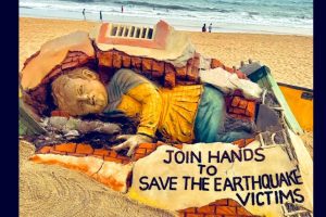 Earthquake in Turkey and Syria: Odisha Sand Artist Sudarsan Pattnaik Creates Beautiful Sculpture for the Victims at Puri Beach (View Image)