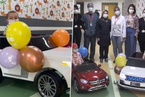 Turkish Hospital Gives Cancer-Stricken Children Electric Cars to Drive Themselves to Treatment Room, Video of Heart-Touching Gesture Goes Viral