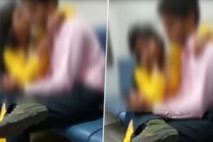PDA in Mumbai Local Train: Old Video of Couple Kissing, Romancing Inside Train Compartment Goes Viral Again