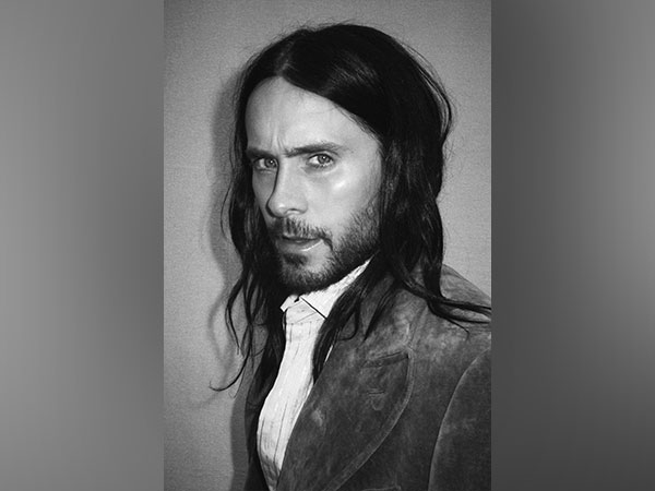 Jared Leto climbs Empire State building to announce ‘Thirty Seconds to Mars’ tour dates