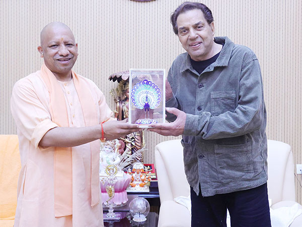 Screen legend Dharmendra meets Uttar Pradesh CM Yogi Adityanath in Lucknow