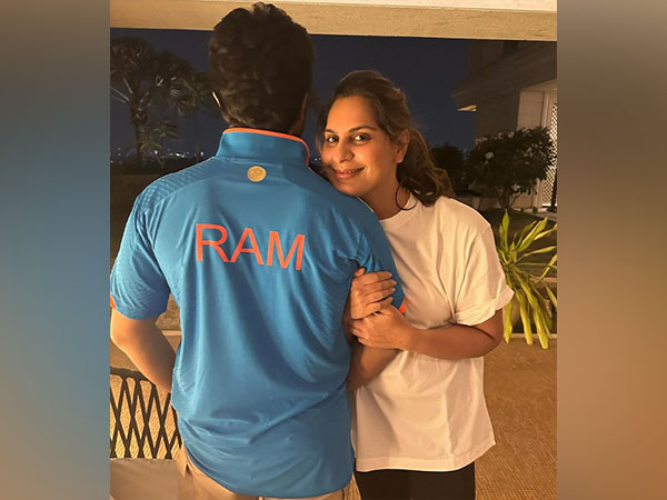 Ram Charan, Upasana show their support for Team India