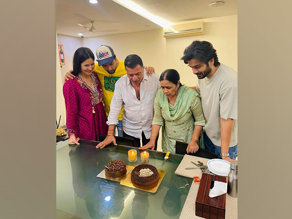 Katrina Kaif shares picture from father-in-law Sham Kaushal’s birthday celebration