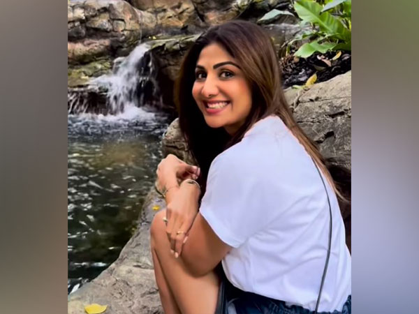 Shilpa Shetty shares fun videos from her holiday